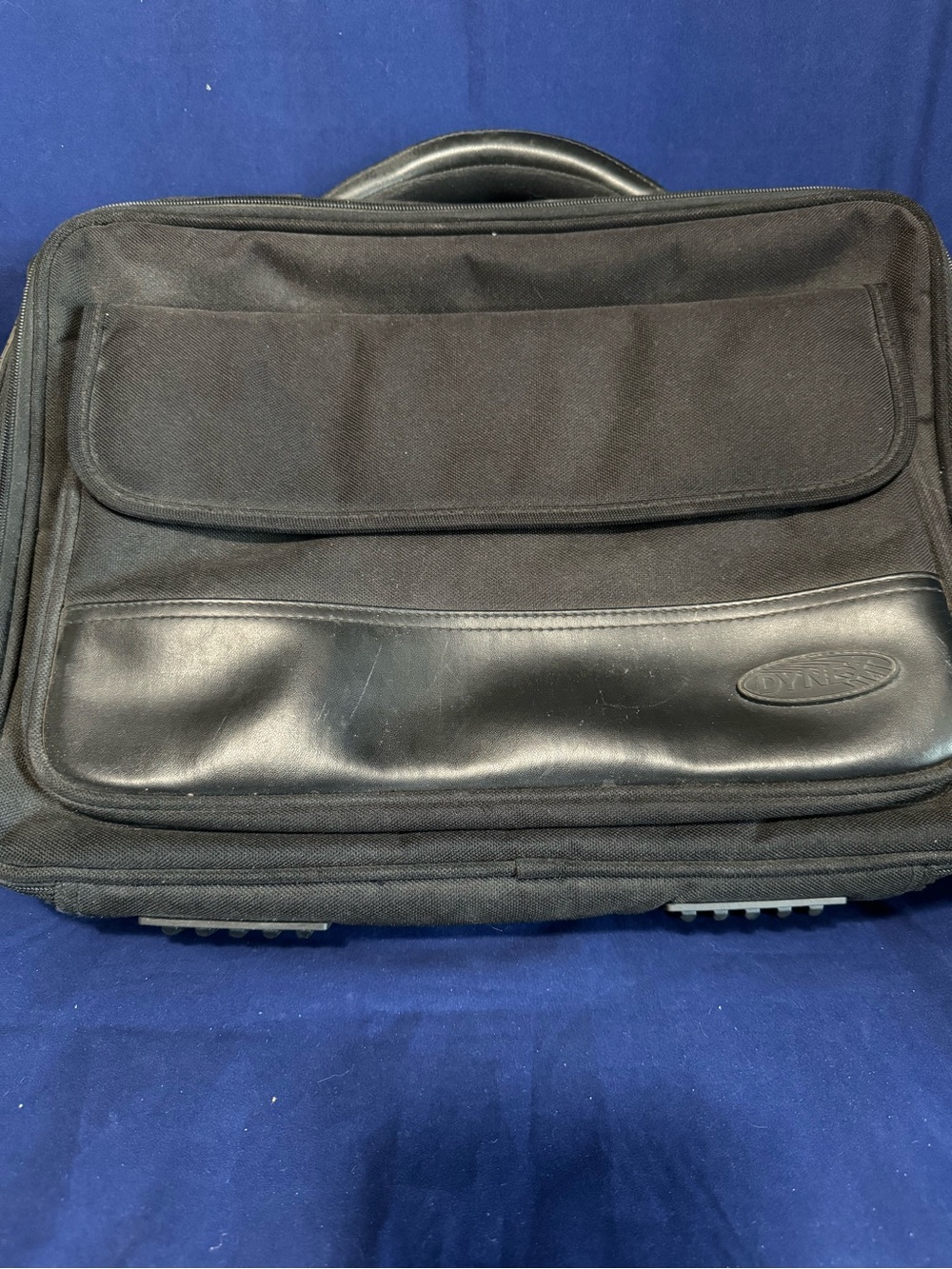 DYNEX Black Padded Laptop Bag Briefcase Up To 15" Laptop Exterior Pocket